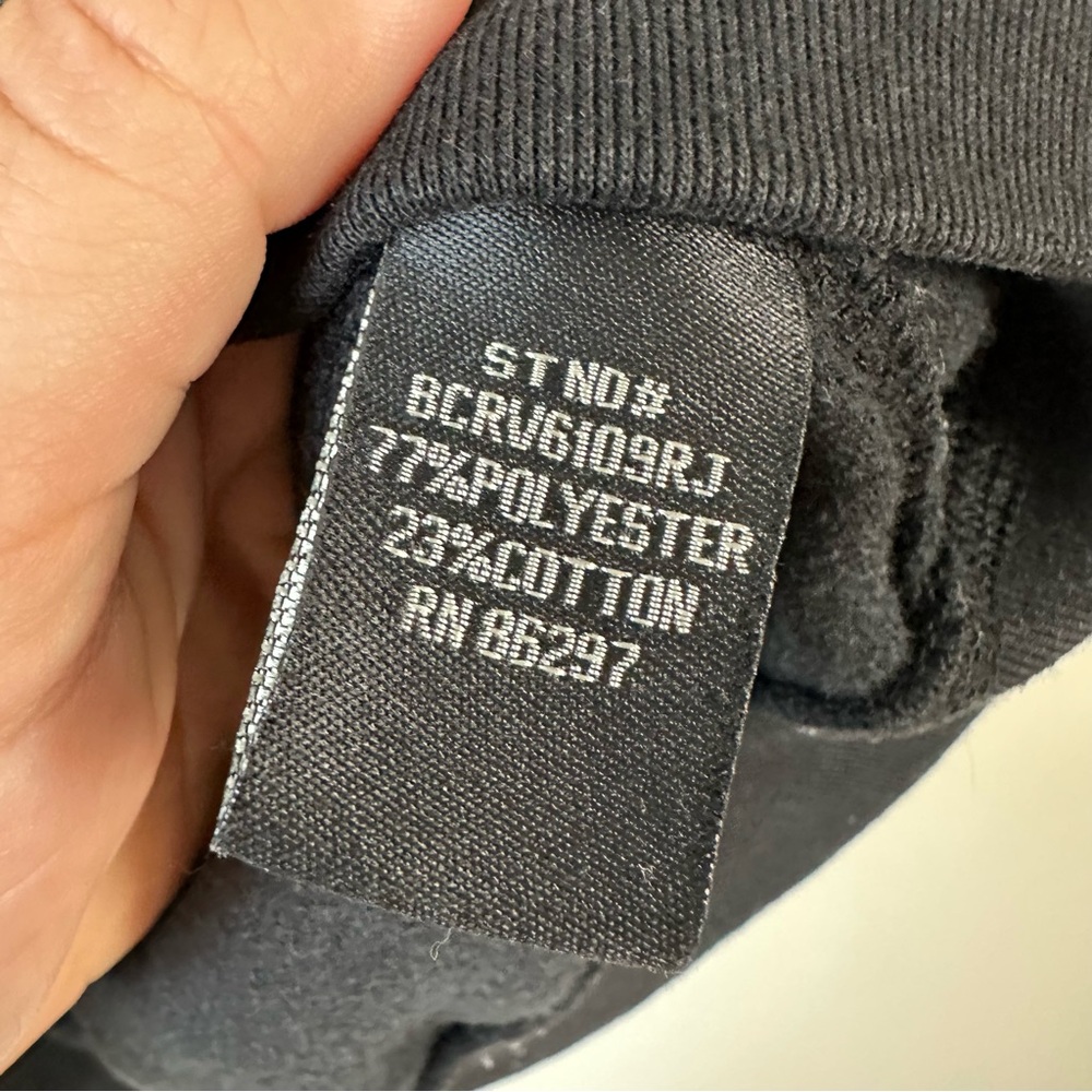 Y2K BCBG Black Velour Zip Up Long Sleeve - Picture 7 of 8